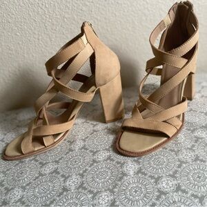 Chinese Laundry~Leather~Cross-Strap~Sandal~Back Zip Close~Block Heel~Size 7.5